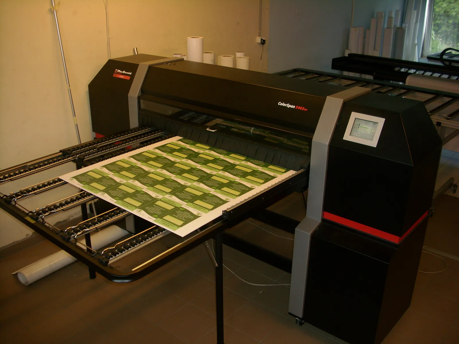 Kirakat, display és nyomtatás – UVPrint saját referencia 4